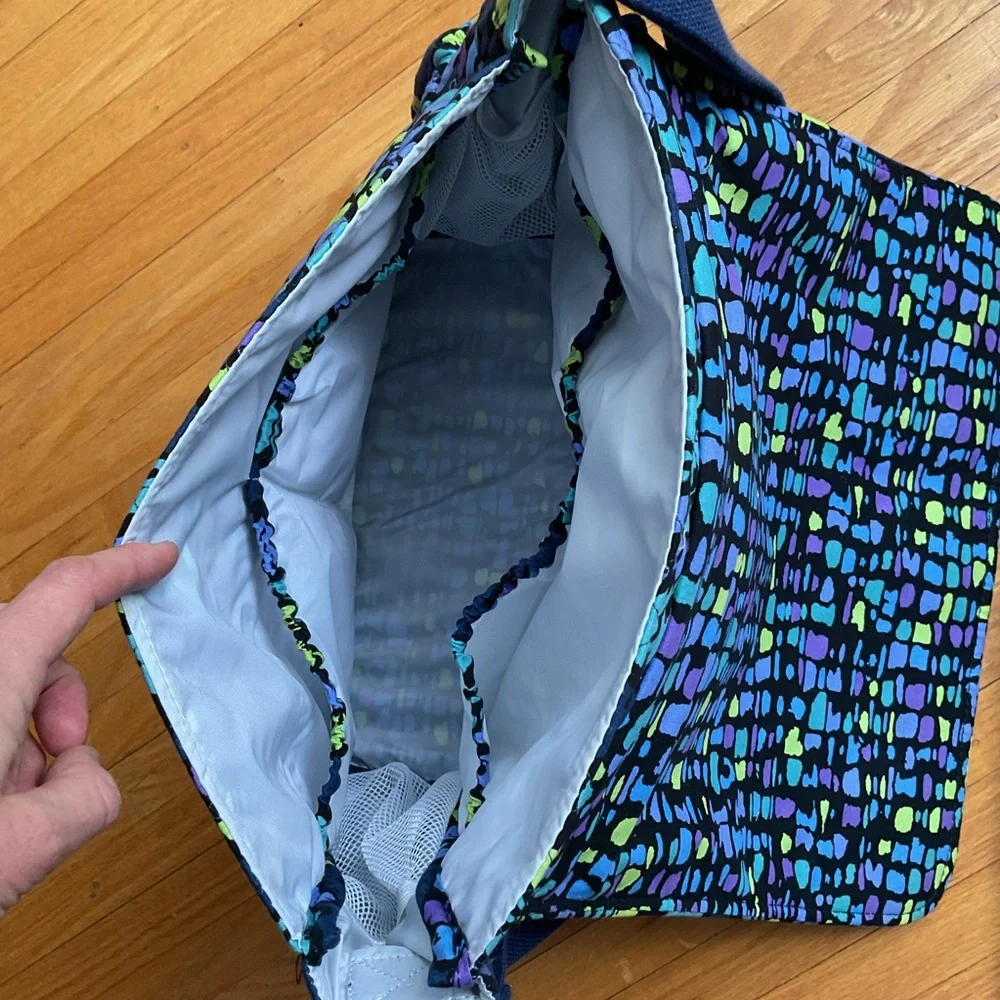Vera Bradley Messenger Style Baby Diaper Bag Indigo Pop NWT